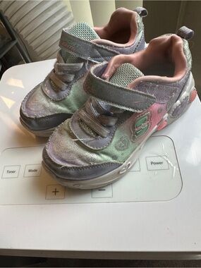 Sketchers size 10 sneakers used